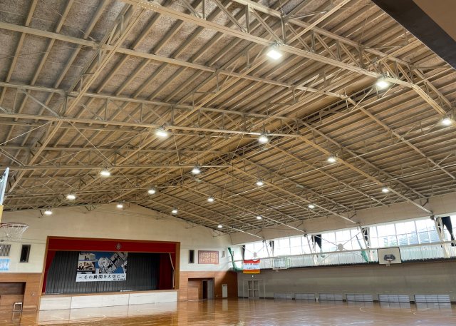 倉敷市立東中学校屋内運動場照明設備改修工事
